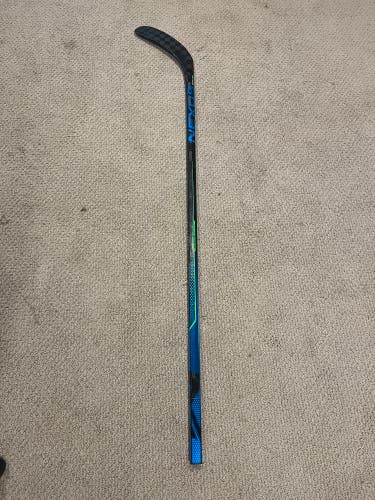Used - RH Intermediate Bauer Nexus Geo -P88 55 flex (Cut 61)