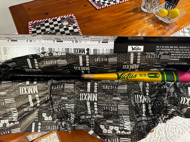 Victus PENCIL Bat (-10) 20 oz 30" New USSSA Certified 2024