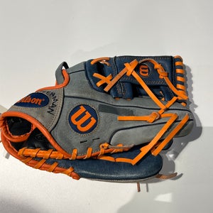 Used Kid Pitch (9YO-13YO) Wilson A450 Right Hand Throw Outfield Baseball Glove 11.5"