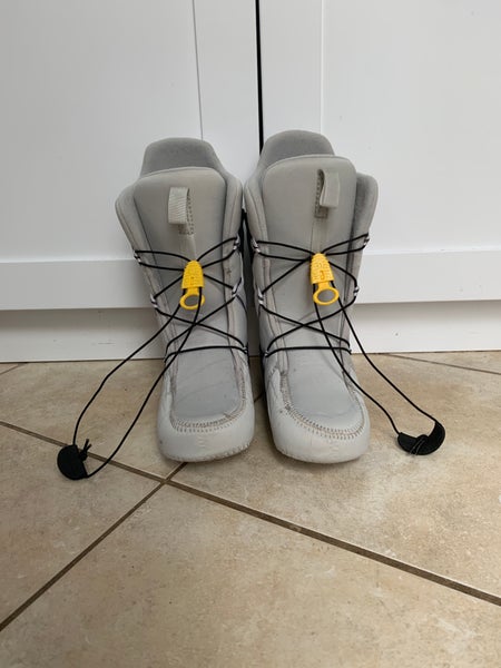 Women's Burton Mint Snowboard Boots
