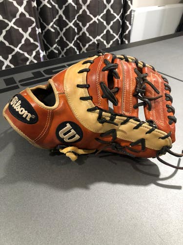 Used Right Hand Throw Wilson First Base A2K Baseball Glove 12.5"