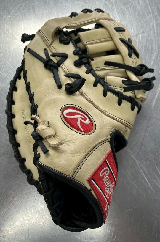 Used Rawlings Gg Elite 13" First Base Gloves