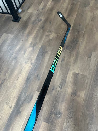 *Brand NEW* Senior LH Nexus Sync Hockey Stick