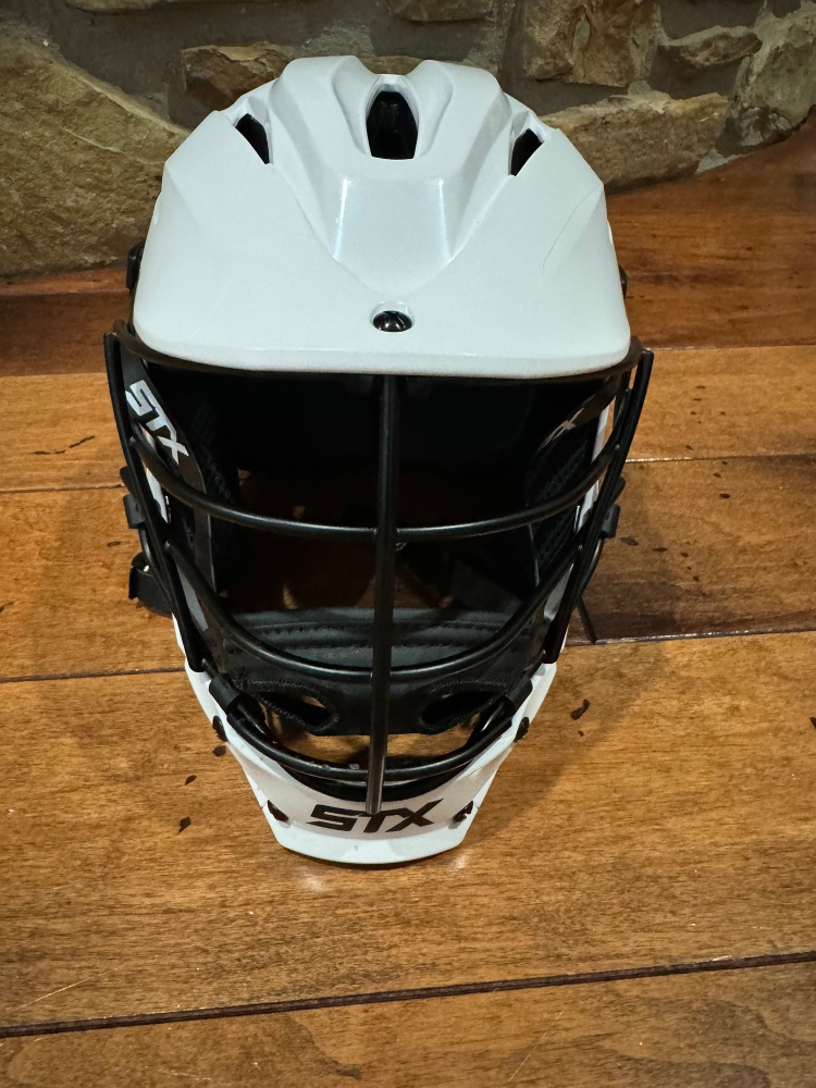 Youth STX Rival JR lacrosse Helmet - Like New