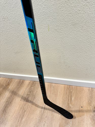 True Catalyst 9X Pro Stock LH 85 Flex Hockey Stick