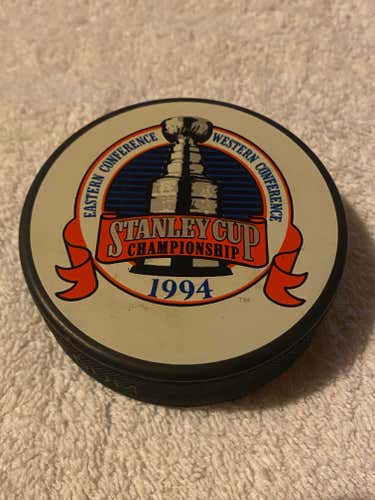 National Hockey League (NHL) 1994 Stanley Cup Championship Official Game Puck
