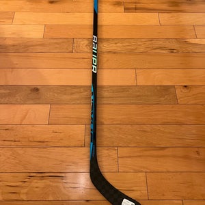 New Bauer Sync Hockey Stick P92/77 Flex/LeftHanded
