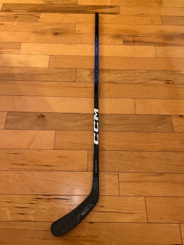 New CCM Ribcor Trigger 8 Pro Hockey Stick P29/70 Flex/Right Handed