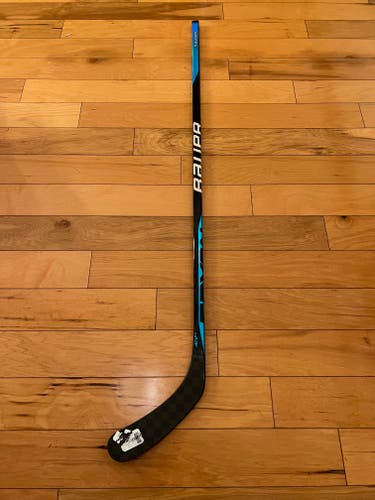New Bauer Sync Hockey Stick P92/77 Flex/Right Handed