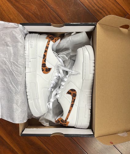 (Women's 9.0) Nike Air Force 1 Shoes
