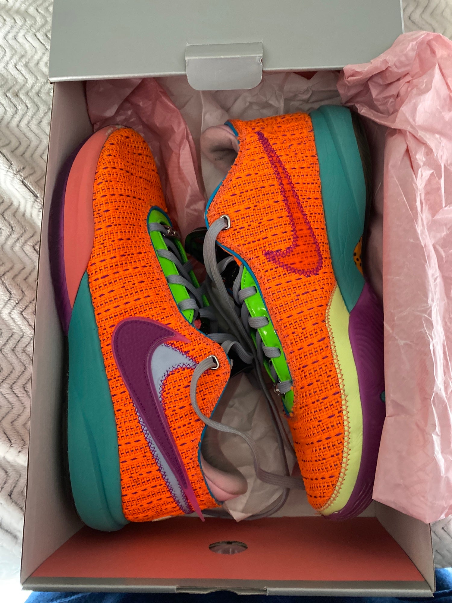 size 11 women's basketball shoes