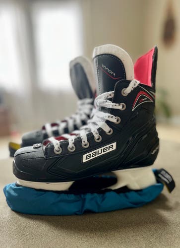 Used Bauer Vapor X300 Hockey Skates Regular Width Size 3
