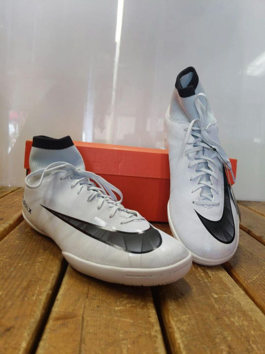 Nike Mercurial X Cr7 Senior 8.5 Indoor Soccer Indoor Shoes