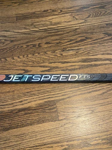 CCM Jetspeed FT5 Pro Sr RH 75 Flex Similar to W71 Pattern