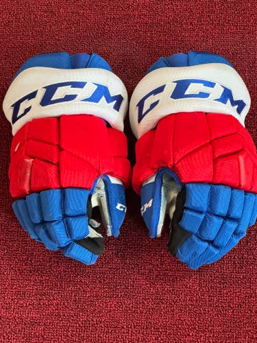 Rochester Americans CCM HGTKXP gloves Size 14 Item#RTGCT