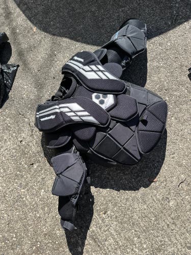 Ice hockey goalie chest protector