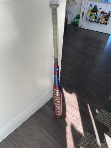 2021 31 Marucci Cat 9 -8 bat in baseball
