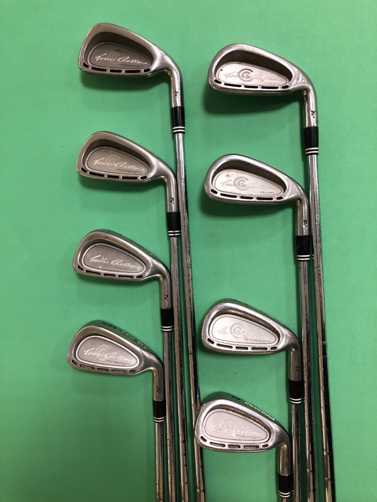 Used Men's Cleveland Tour Action 3 iron Right Handed Single Irons Regular Flex Steel Shaft