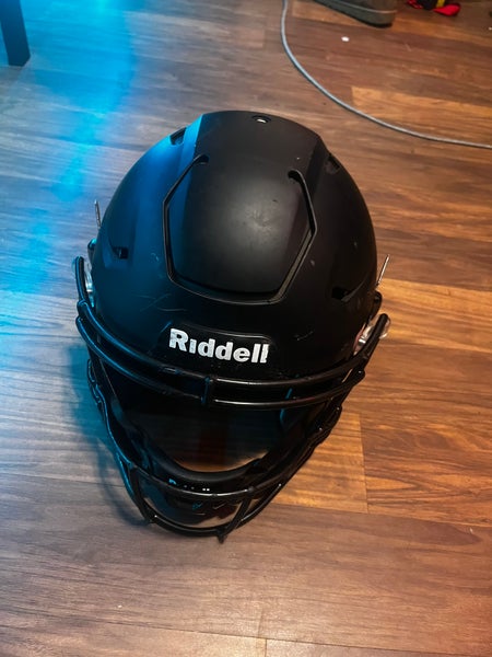 Used Medium Riddell SpeedFlex Helmet