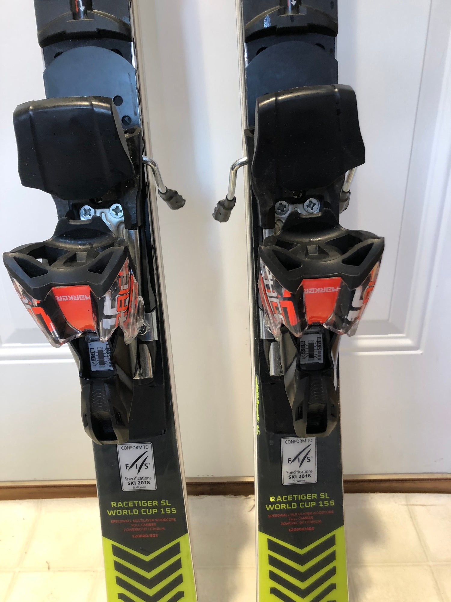 Volkl Racetiger SL Skis With Marker 16 Race Bindings