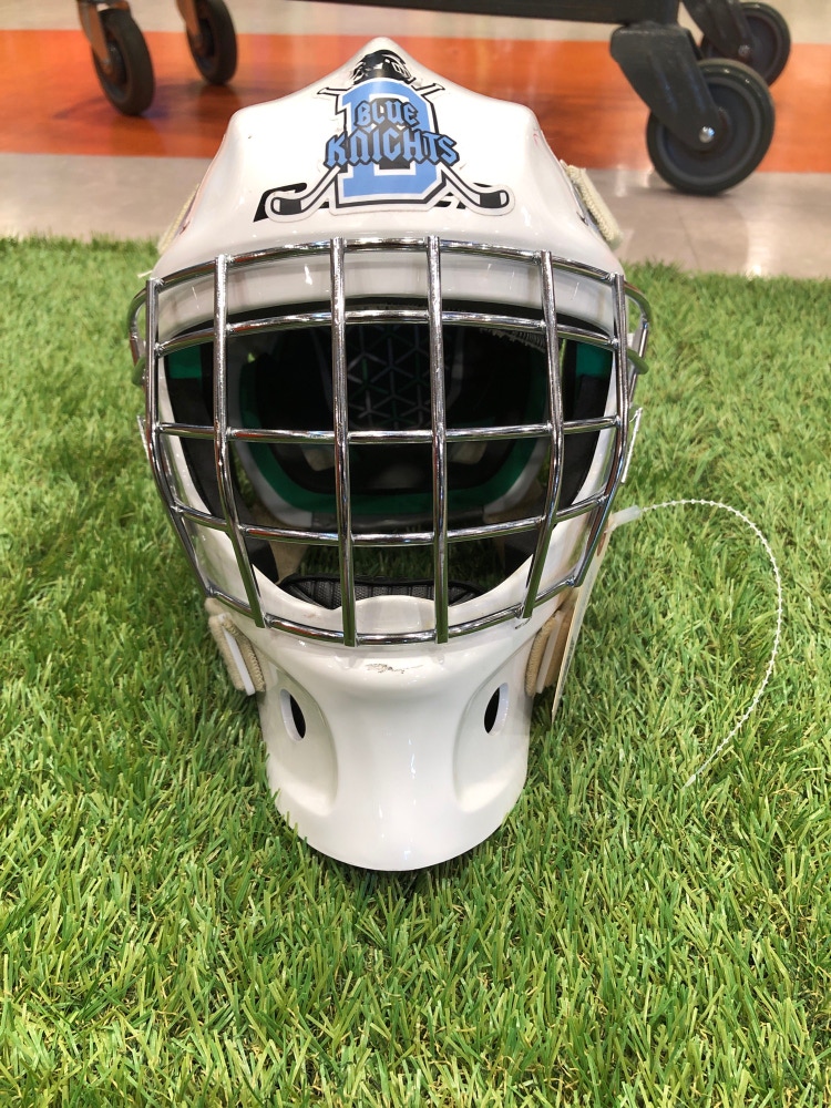 Used Youth Bauer NME 4 Goalie Mask