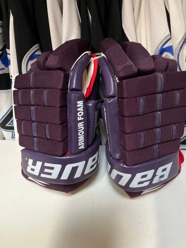 Detroit Vipers IHL - Team Issued Bauer Gloves