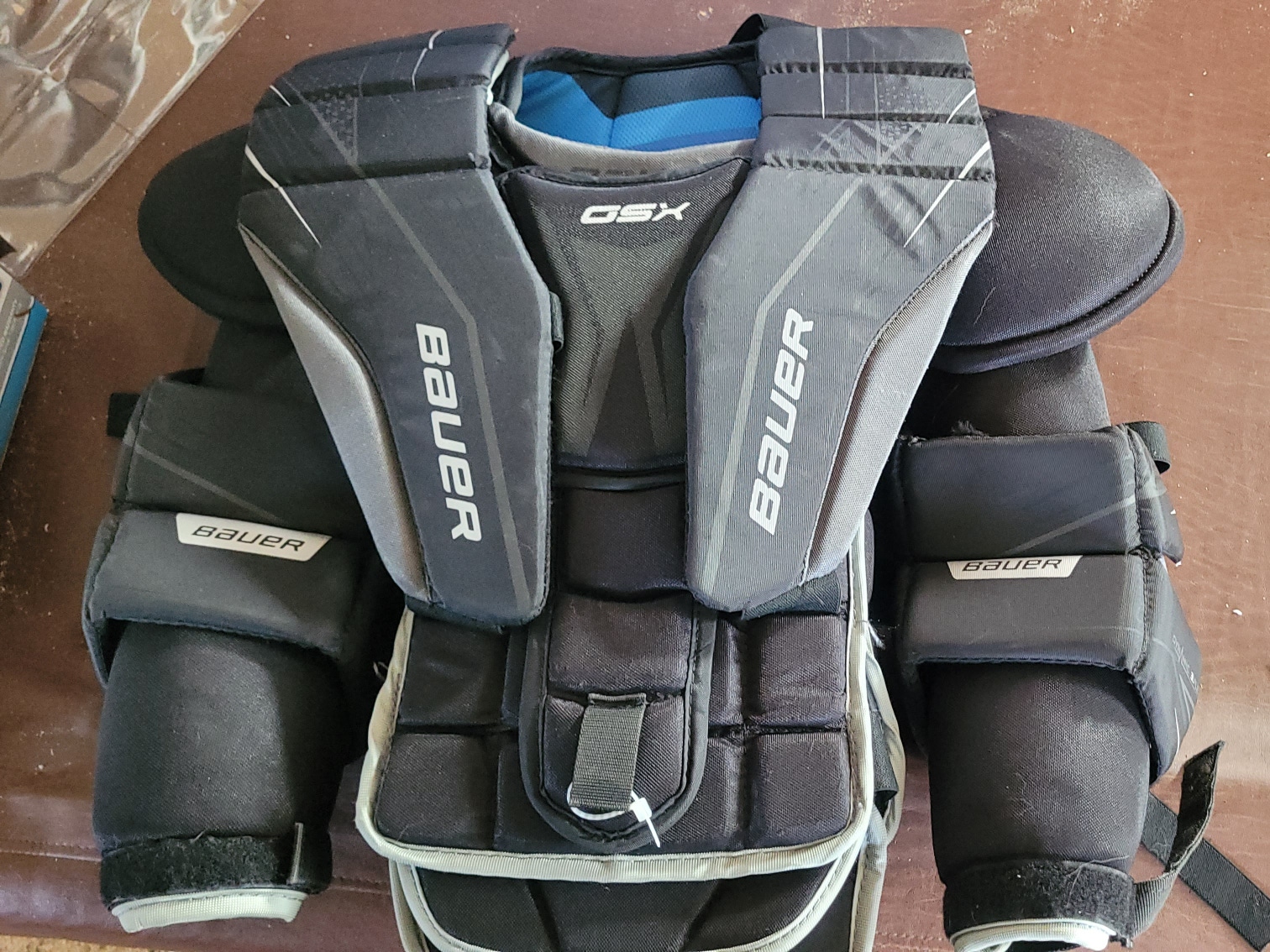 Used Large/Extra Large Bauer GSX Goalie Chest Protector
