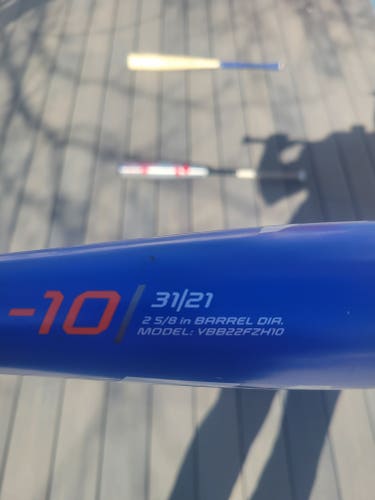 Used 2022 Easton Hybrid Fuze 360 Bat (-10) 21 oz 31"