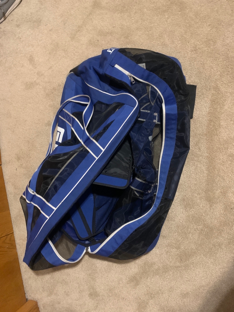 Used GRIT Air Locker Carry bag