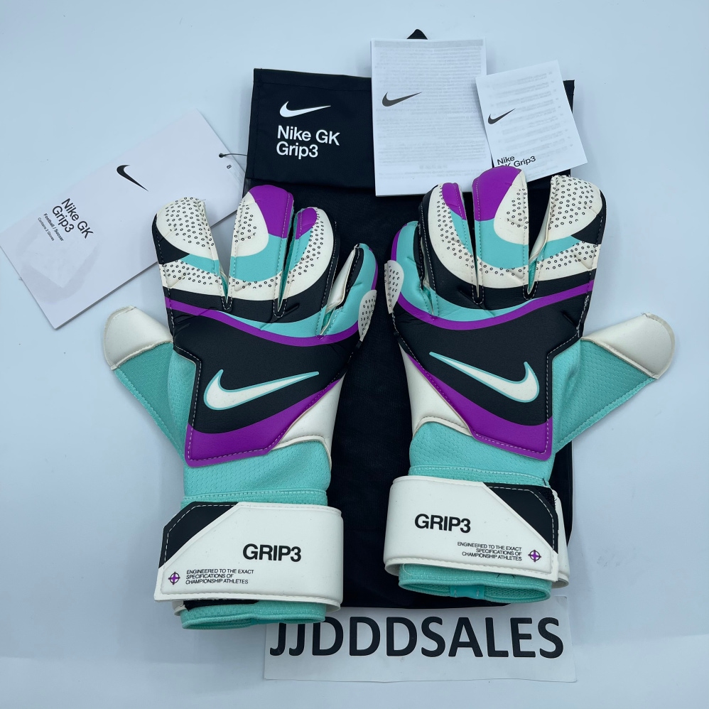 Nike GK Grip 3 Goalkeeper Goalie Soccer Gloves FB2998-010 Unisex Size 8 NWT $72