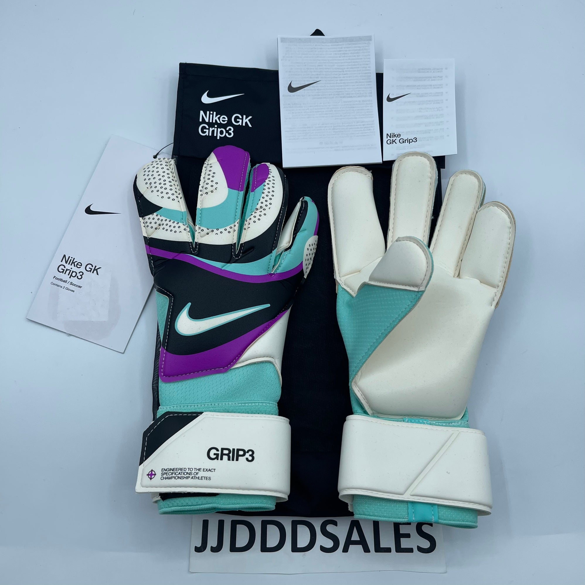 nike goalkeeper gloves size 8