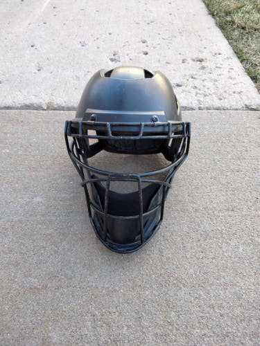 Used Easton Elite Catcher's Mask