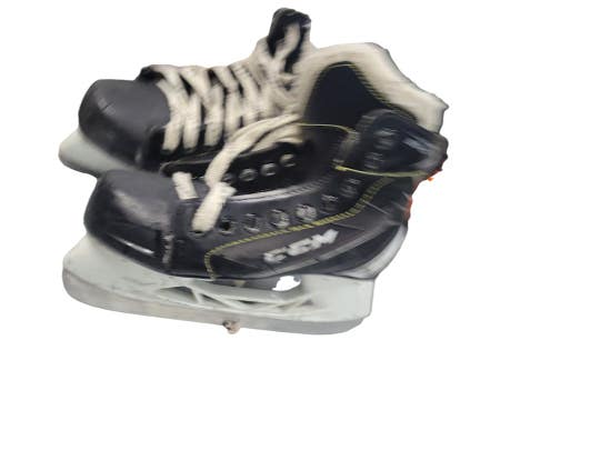 Used Ccm Tacks Junior 03 Ice Hockey Skates