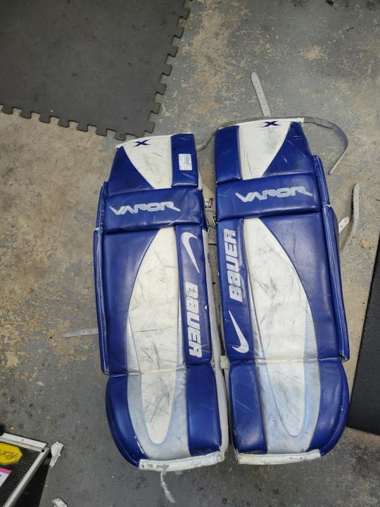 Used Bauer Vapor Xcomp 33" Goalie Leg Pads