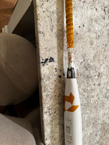 2023 Composite (-10) 18 oz 28" CF Bat