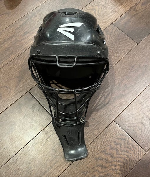 Used Easton M10 Series Catcher's Set
