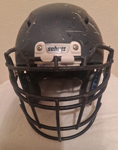 Adult Used Extra Large Schutt Helmet