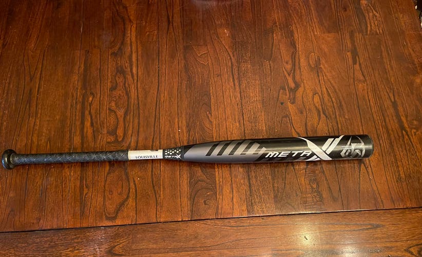 Used Louisville Slugger Meta Bat (-8) 25 oz 33"