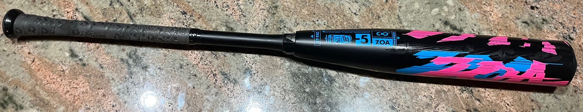 Used USSSA Certified DeMarini (-5) 27 oz 32" Zoa Glitch Bat