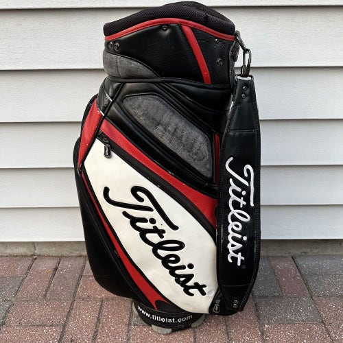WORN Titleist Golf Tour Staff Cart Bag 6 Way Dividers Black Red White