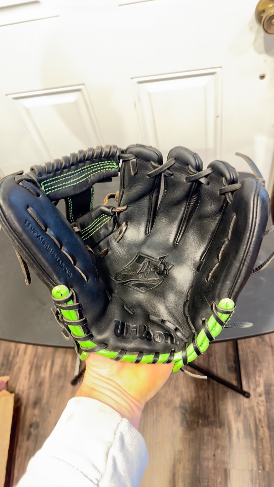 11.5" Wilson 6-4-3 Baseball Glove