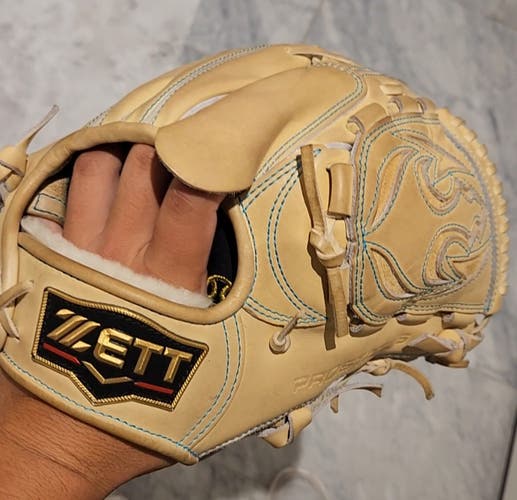 Used Japan Zett Right Hand Throw Kodai Senga Model Pitcher's Baseball Glove