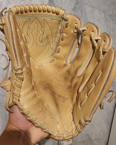 フィンガ　SENGA KENTA Used Japan Zett Right Hand Throw Kodai Senga Model Pitcher's