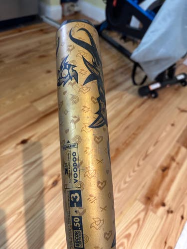 BBCOR Certified 2023 DeMarini Alloy Voodoo One Bat (-3) 28 oz 31"