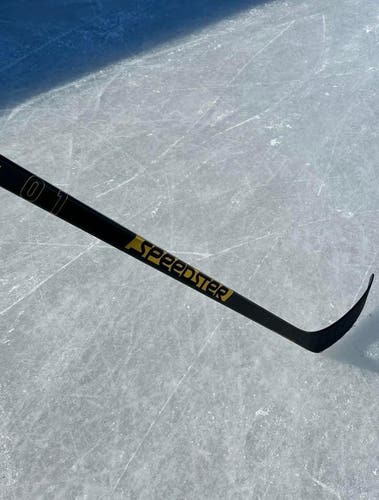 Speedster hockey stick