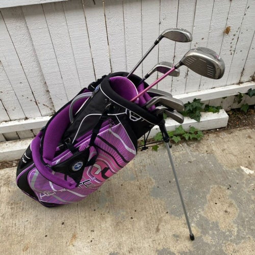 Womens Mizuno Fay And Cleveland Golf Club Set With Stand Bag