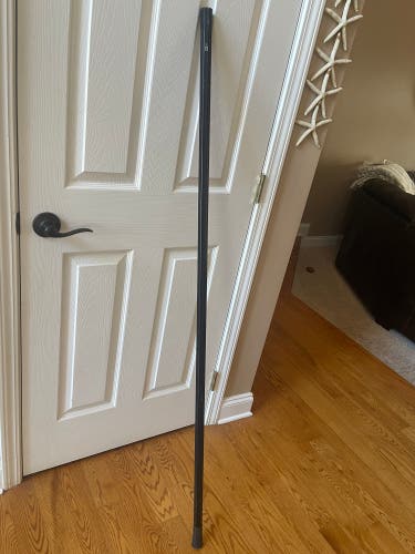 LIKE NEW string king A380