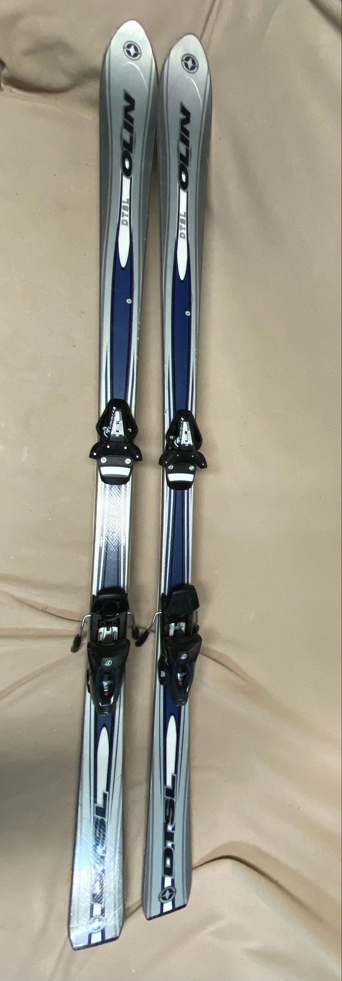 Used Unisex 167 cm All Mountain Olin DTSL Skis With Bindings
