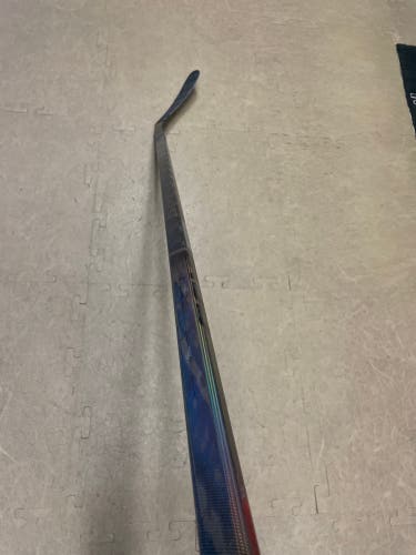 Senior Right Handed P29 FT Ghost Hockey Stick