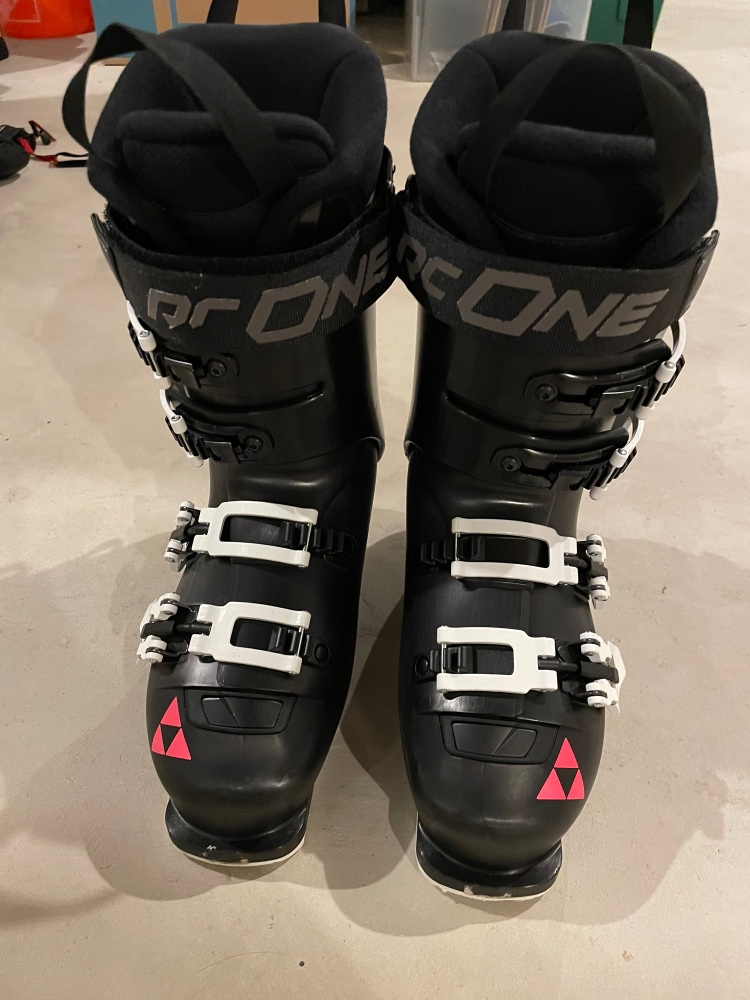 Women's All Mountain Soft Flex RC One X85 Ski Boots